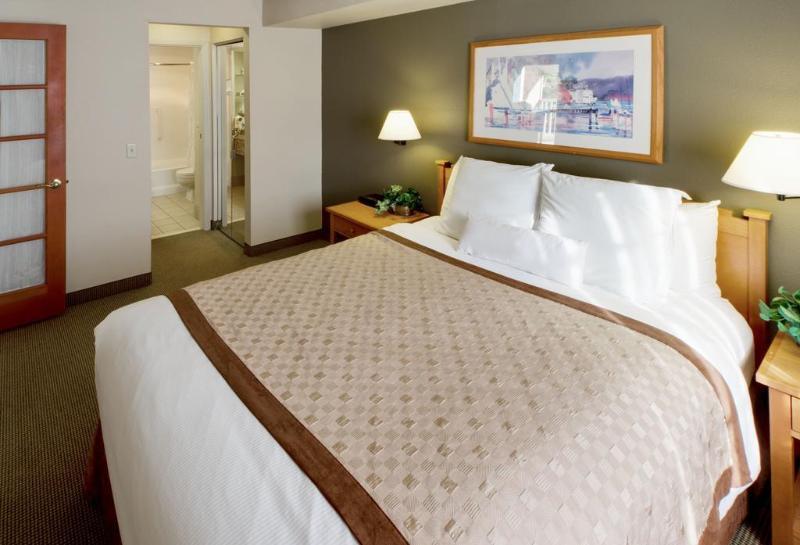 Hawthorn Suites By Wyndham Kent, Wa 외부 사진